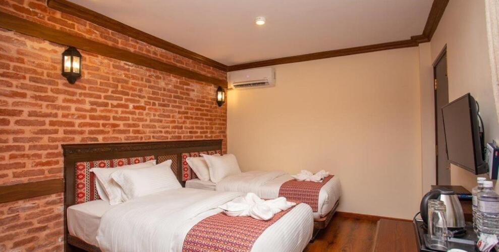 Pashupati Boutique Hotel & Spa Катманду Екстериор снимка